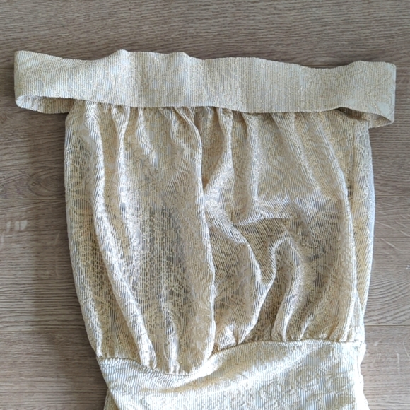 NWT shimmering GOLD Beach Riot Sunset One Piece - Picture 4 of 7